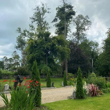 Oda ve Kahvaltı Markree Courtyard