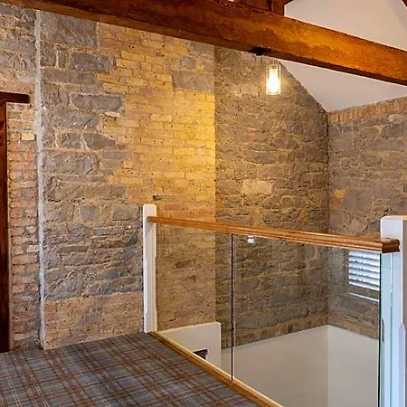 Markree Courtyard Bed & Breakfast